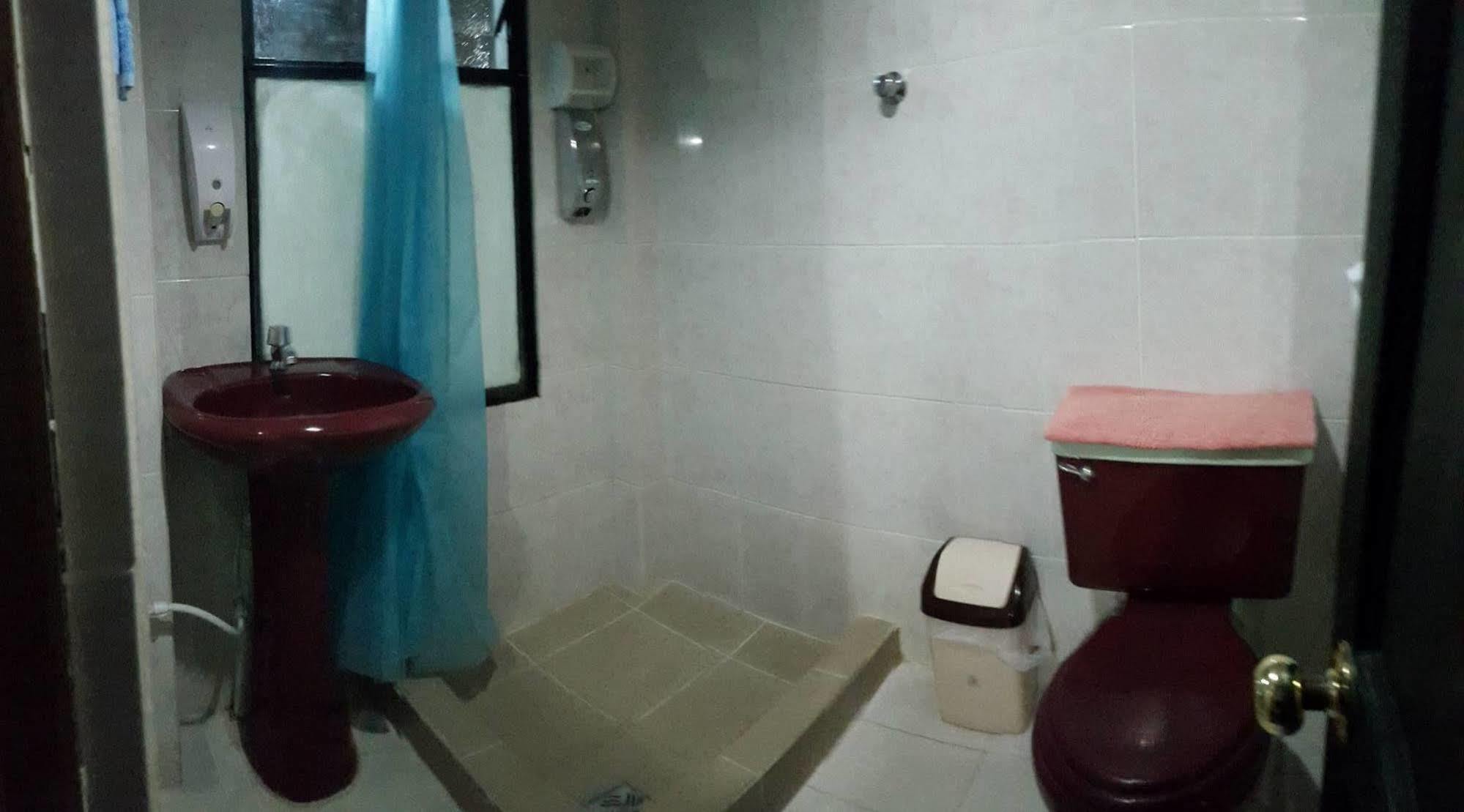 Hotel Utama Copacabana  Eksteriør bilde